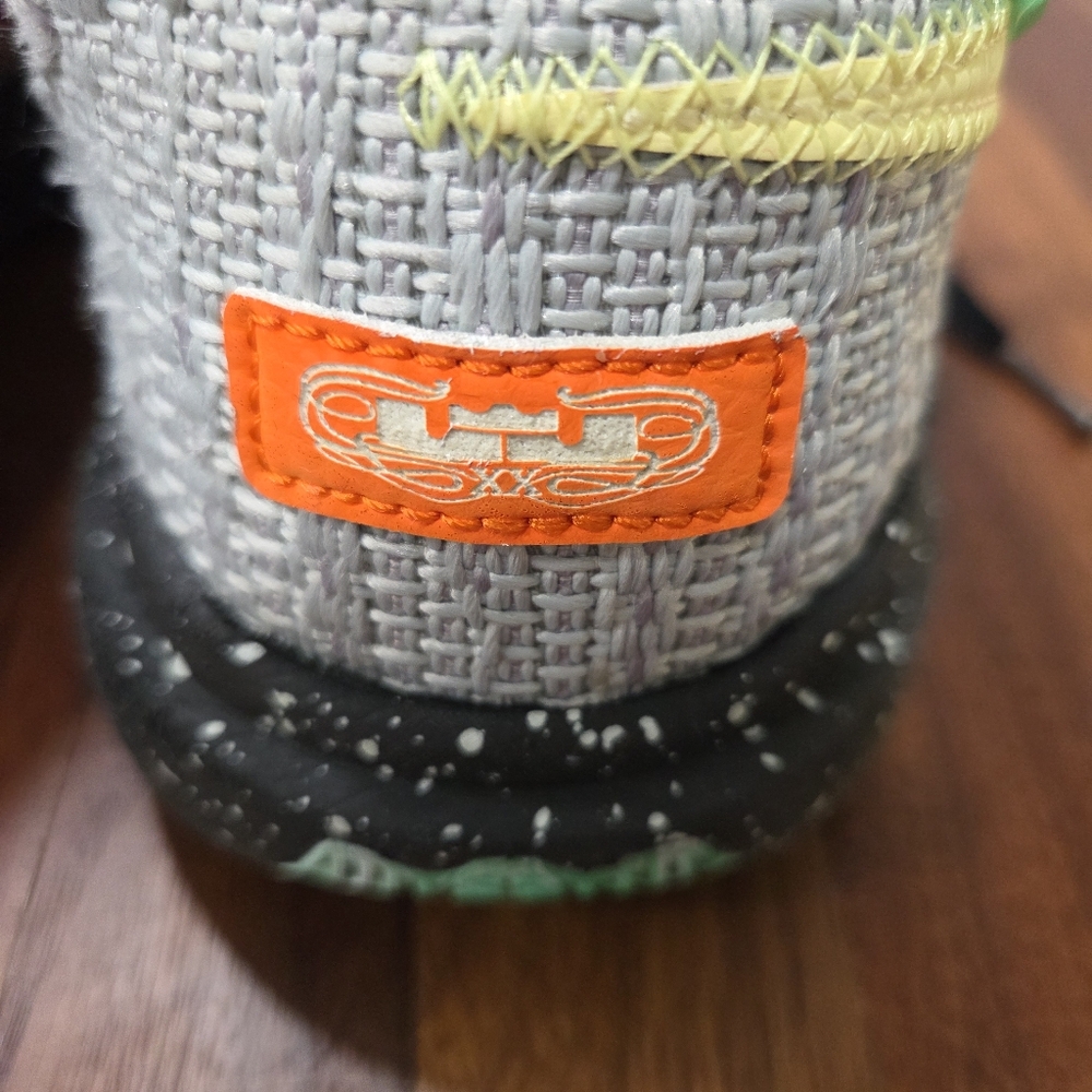 Lebron 20 Nike Lifer DJ5423-002 - Picture 11 of 16